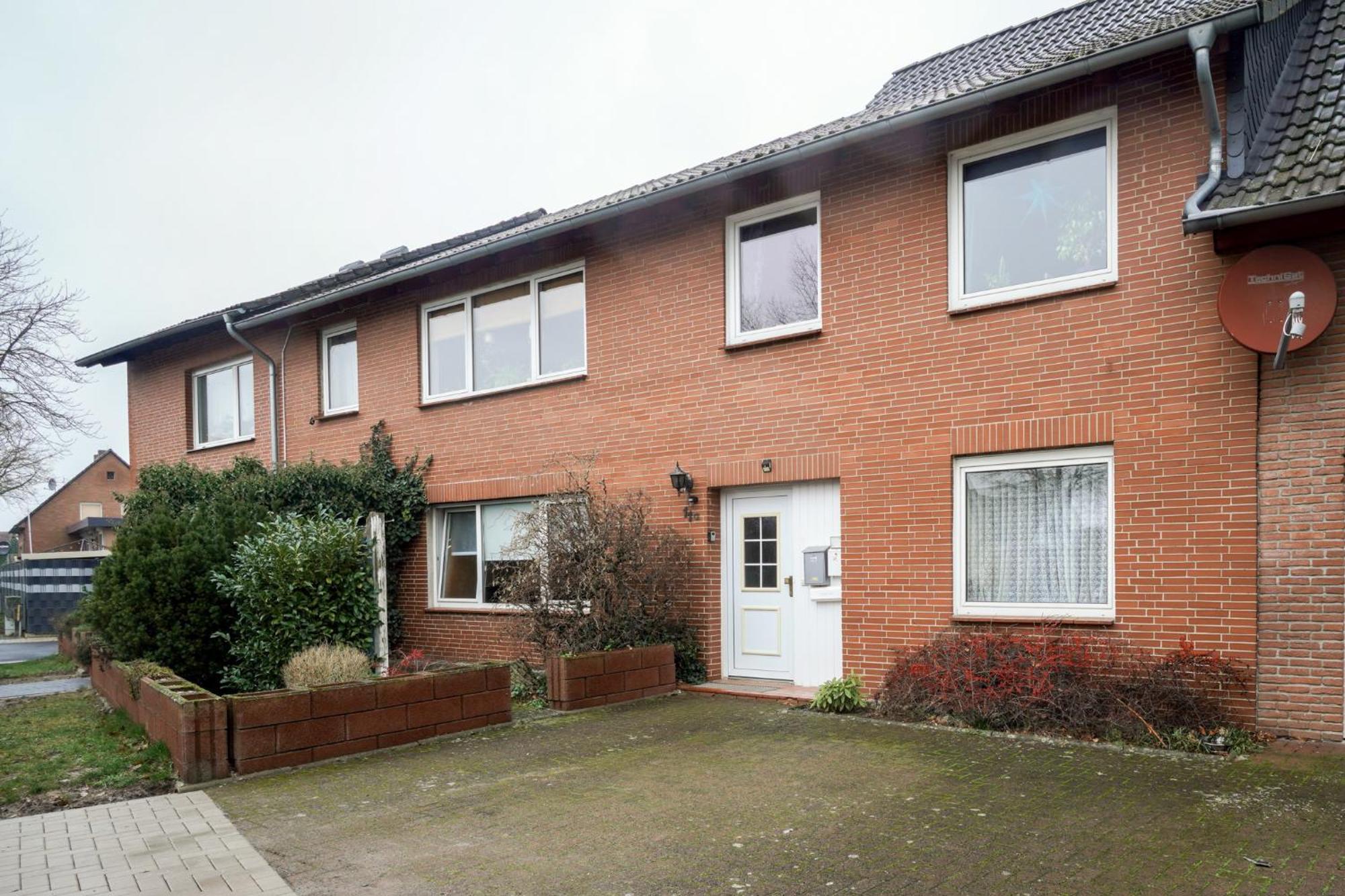 Smile Apartment Tiddische Exterior foto
