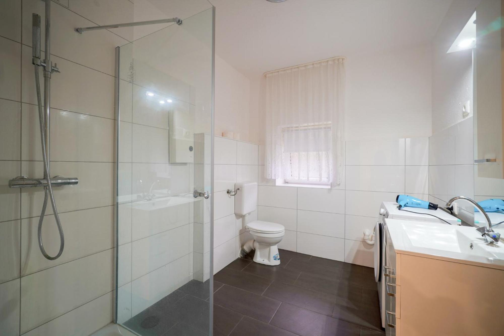 Smile Apartment Tiddische Exterior foto